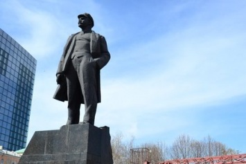 Украинец купил Ленина за 253 тысячи грн