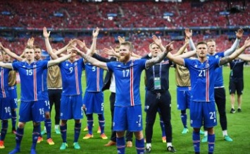 Футбольные успехи сборной Исландии привели к демографическому буму на острове