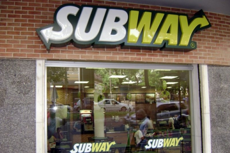 Топ-менеджер сети Subway обвинен в педофилии