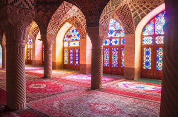 Российские туристы смогут ездить в Иран без виз