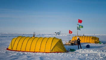 Чилингаров: ледовую базу "Барнео" откроют в апреле рядом с Северным полюсом