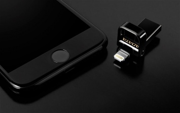 ADATA представила флешку i-Memory AI920 для iPhone 7 в цвете «Черный оникс»