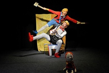 Предпремьерный показ спектакля «Королевская игра» состоялся в Театре им. Кукол