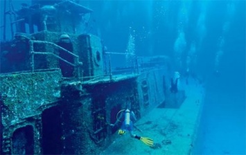 Титаник по-днепровски: на косе разобрали на металлолом затонувший пароход 19-го века