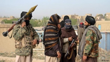 Второй американский генерал считает вероятным поставки Москвой оружия "Талибану"