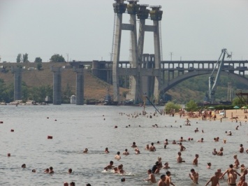 В Запорожье выделили более 7 миллионов на реконструкцию Центрального пляжа