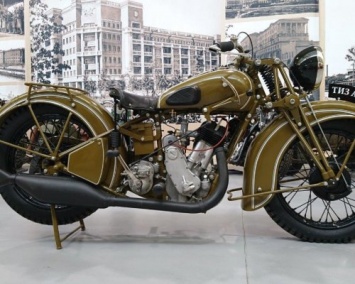 Довоенный армейский мотоцикл ТИЗ АМ-600 выставлен в Музее автотехники УГМК