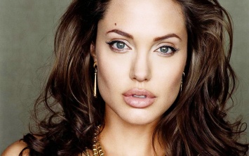Анджелина Джоли может стать причиной распада семьи Джейми Дорнана