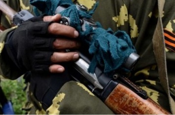 «Среднее звено» боевиков срочно обзаводится украинскими документами