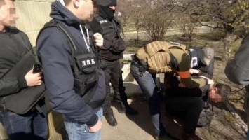 В Киеве работники уголовного розыска за $5 тыс. согласились "простить" рецидивиста