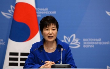 В Южной Корее арестовали бывшего президента Пак Кын Хе