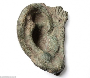 В Великобритании найдено бронзовое ухо времен Римской империи