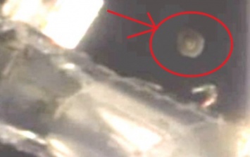 Несколько НЛО попали в объектив камеры МКС