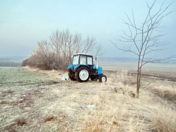В Николаевской области задержали бандитов, которые похищали трактора