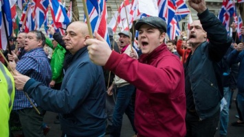 В Лондоне произошли столкновения полиции с участниками марша против терроризма