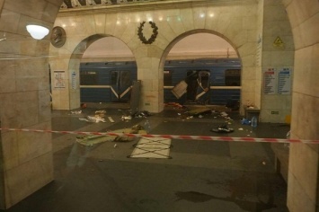 Взрыв в метро Санкт-Петербурга. В вагоне нашли руку смертника с проводами (18+)