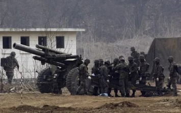 Северная Корея разместила в демилитаризированной зоне гаубицы