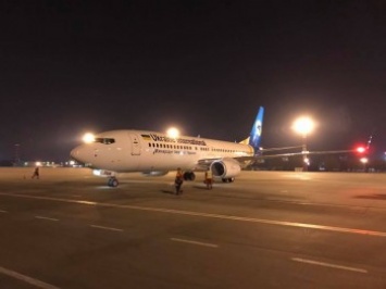 МАУ получила новый самолет прямо с завода Boeing (фото)