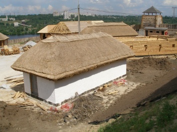 В сети опубликованы уникальные фото со строительства "Запорожской Сечи"