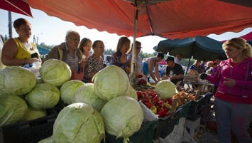 Торговые ряды на Пасхальной ярмарке в Симферополе установят по ассортименту товаров