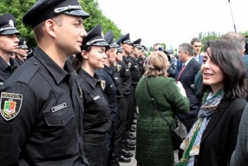 Черниговские патрульные научились защищать права журналистов и свободу слова