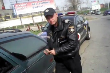 Под Одессой полицейские нарушили правила и матом послали гражданина (ВИДЕО)