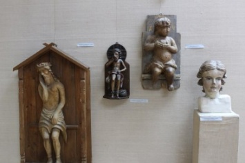 В Николаевском музее открылась выставка деревянных скульптур XVIII-XIX веков (ФОТО)