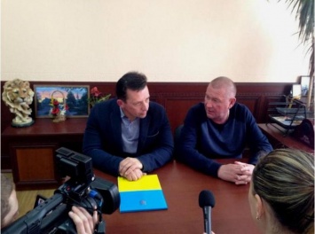 «Будем дружить домами»: Очаков и Гостомель подписали Соглашение о сотрудничестве