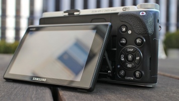 В Samsung отказались от производства традиционных фотокамер