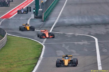 Пилоты Renault вновь без очков