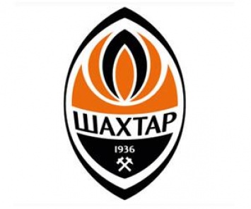 Болельщики разрисовали Фан-шоп Шахтера признаниями в любви к клубу и Харькову