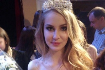 18-летняя София Калыш одела корону «Мисс Сумы 2017» (ФОТООТЧЕТ)