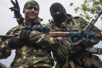 Кремль экстренно заменяет российских военных на Донбассе - Тымчук