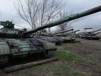 В «ДНР» готовятся к танковым сражениям