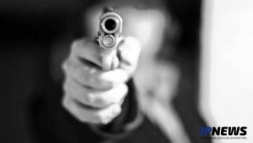 На Прикарпатье крутые разборки: молодчики обстреляли авто и ранили мужчину (Видео)