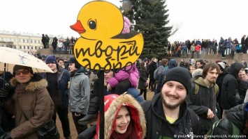 В Санкт-Петербурге и Сочи задержаны несколько десятков оппозиционеров