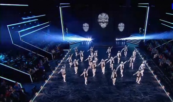 Театр «Байкал» впервые представил хип-хоп на проекте «Танцуют все»