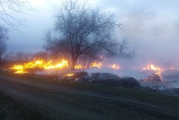 Пожар на Пасху уничтожил запасы сырья для покровских школьных мини-котельных