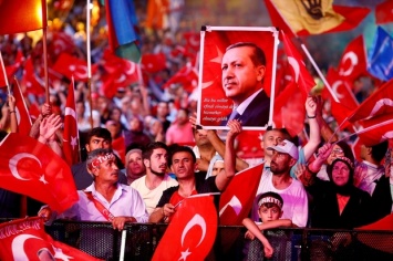 Восточный деспот: Что значат итоги турецкого референдума Эрдогана