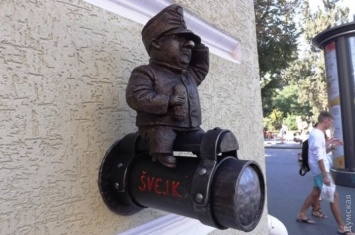 Международный скандал: вандалы похитили скульптуру бравого солдата Швейка - подарок чехов Одессе