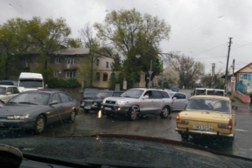 К - коллапс: Жители Бессарабии после праздников по 8 часов ехали в Одессу (ФОТО)