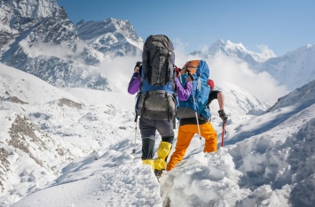 Российские альпинисты решили «капсулировать» погибших на Эвересте