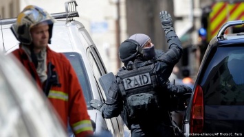 Во Франции накануне президентских выборов предотвращен крупный теракт