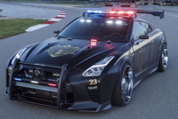 Уникальная и самая свирепая полицейская машина от Nissan
