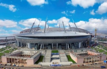 Стадион «Зенит-арена», на который уже потратили 48 млн, будут переделывать заново