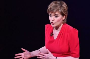 Шотландская национальная партия позвала лейбористов и либералов в "прогрессивный альянс"