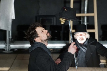 Данила Козловский получил «Золотую маску» за «Гамлета»