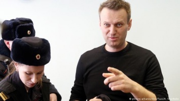 Депутат думы Екатеринбурга подал иск в прокуратуру на видеоролик о Навальном