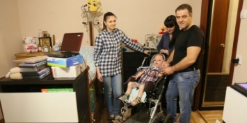 Путин дал гражданство семье больного малыша из Славянска