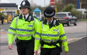 Полиции Британии разрешили стрелять на поражение в водителей-террористов